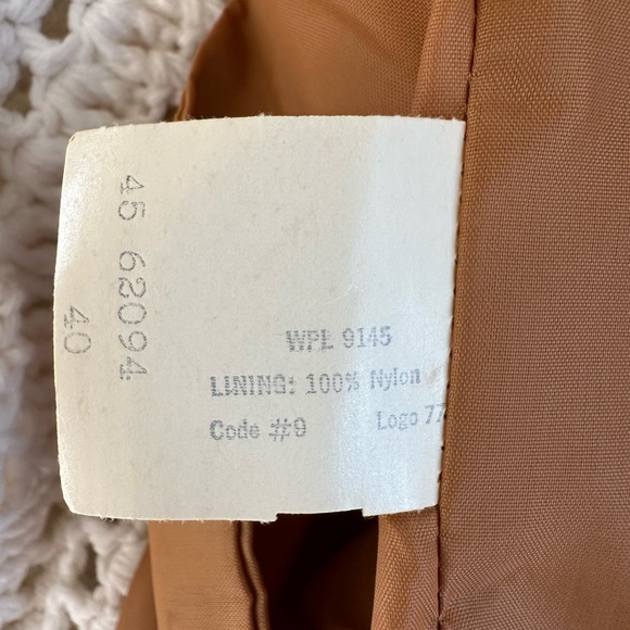Vintage 70s lightweight  brown leather vest.  Sears brand, men’s size 40 regular - Picture 5 of 13